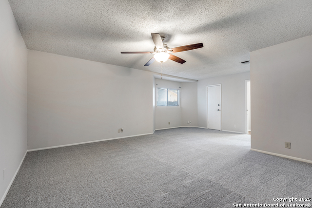 Image 14 of 25 For 10323 Country Vista