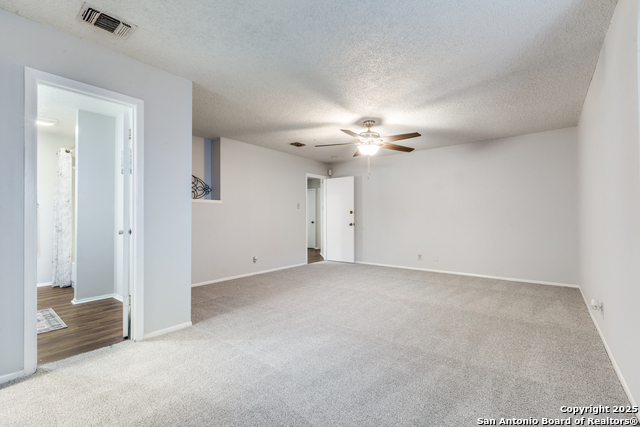 Image 16 of 25 For 10323 Country Vista