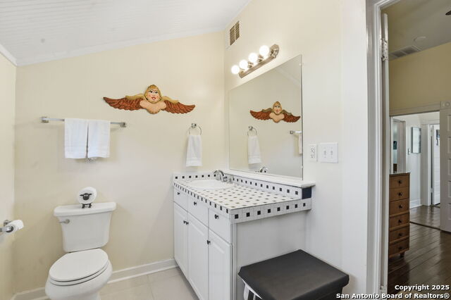 Image 22 of 29 For 125 Muth