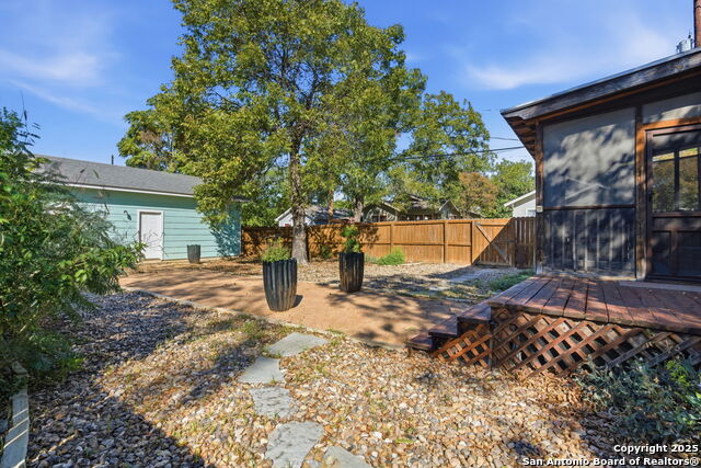 Image 25 of 29 For 125 Muth