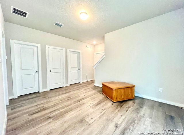 Image 10 of 14 For 4411 Tiger Run