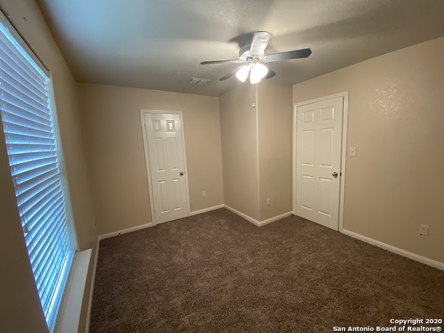 Image 18 of 23 For 6119 Luckey Run