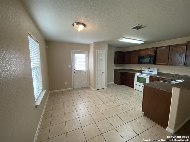 Image 6 of 23 For 6119 Luckey Run