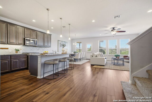 Image 10 of 43 For 14470 Costa Leon