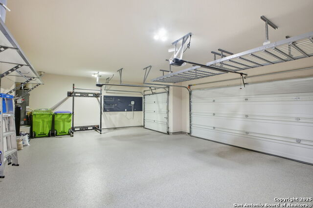 Image 32 of 43 For 14470 Costa Leon