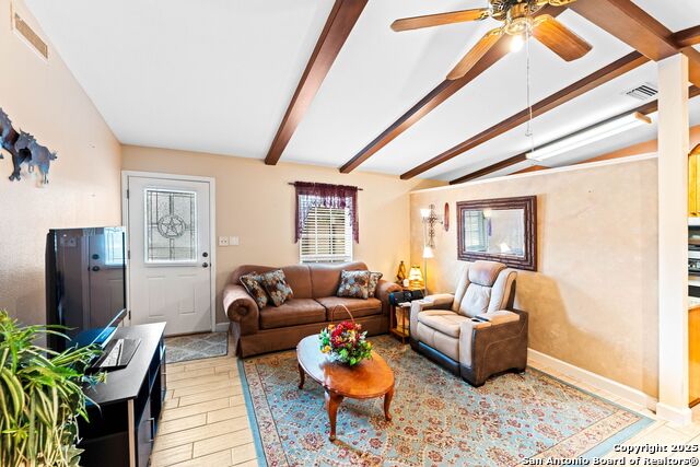 Image 10 of 33 For 4015 Hillswind