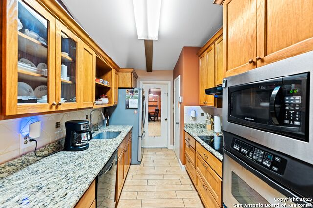 Image 12 of 33 For 4015 Hillswind