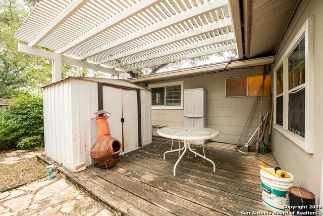 Image 29 of 33 For 4015 Hillswind