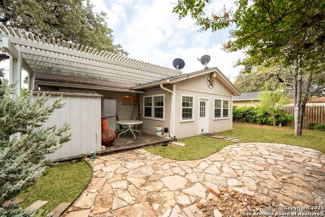 Image 30 of 33 For 4015 Hillswind