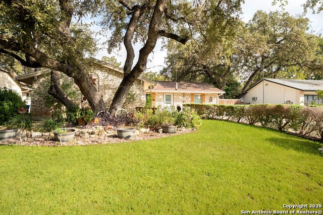 Image 4 of 33 For 4015 Hillswind