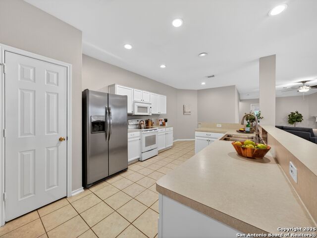 Image 14 of 31 For 6513 Rosethorn Drive