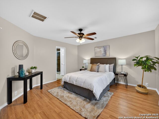 Image 18 of 31 For 6513 Rosethorn Drive