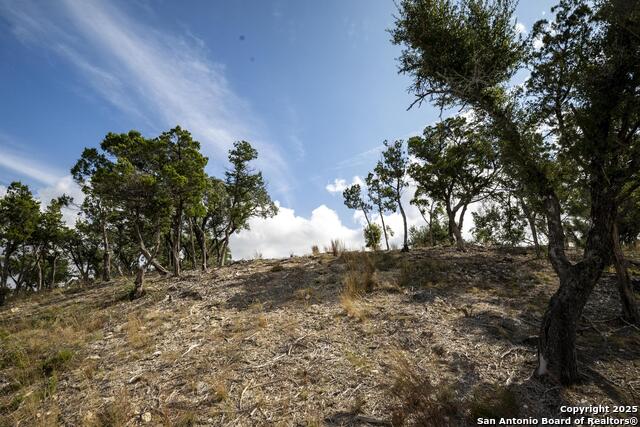 Image 10 of 31 For 322 Mitchell Dr