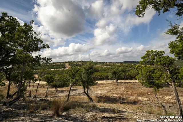 Image 13 of 31 For 322 Mitchell Dr