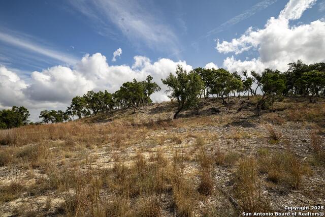 Image 9 of 31 For 322 Mitchell Dr