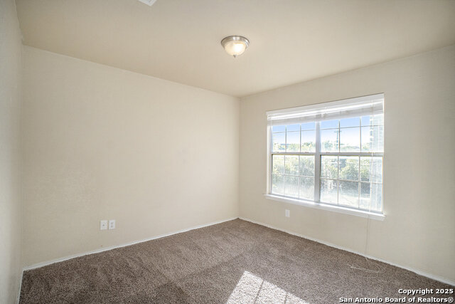 Listing photo id 9 for 10007 Del Lago