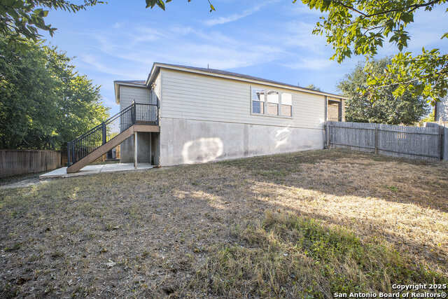 Listing photo id 14 for 10007 Del Lago