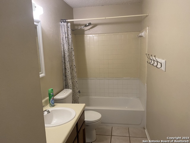 Image 17 of 20 For 7212 Rimwood