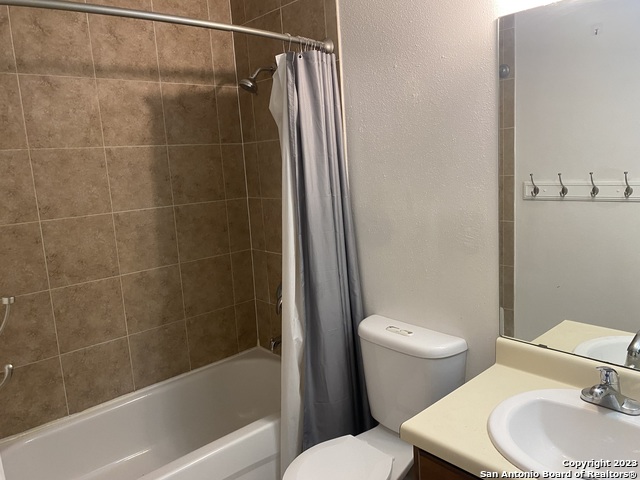 Image 20 of 20 For 7212 Rimwood