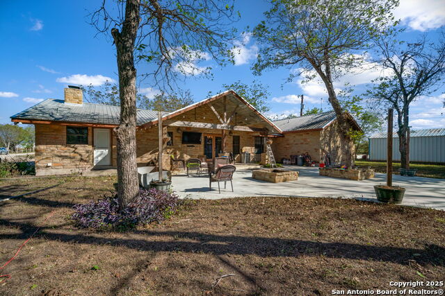 Listing photo id 30 for 15326 Gross Lane