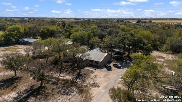 Listing photo id 43 for 15326 Gross Lane