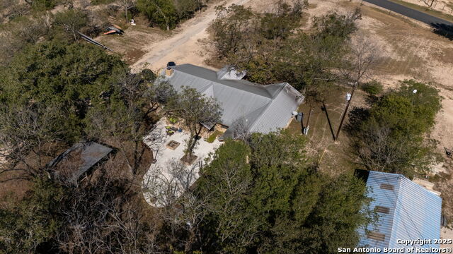 Listing photo id 46 for 15326 Gross Lane