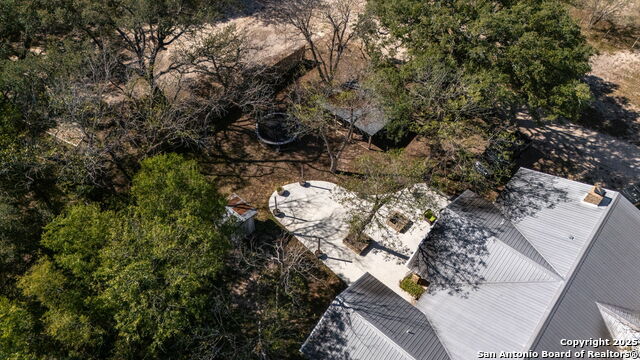 Listing photo id 47 for 15326 Gross Lane