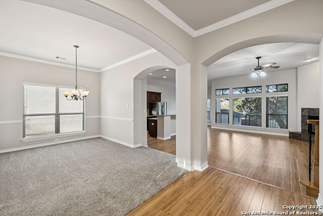 Listing photo id 8 for 21315 Encino Ash