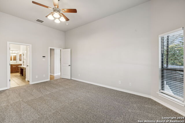 Listing photo id 29 for 21315 Encino Ash