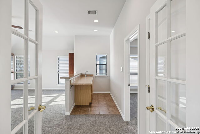 Listing photo id 41 for 21315 Encino Ash