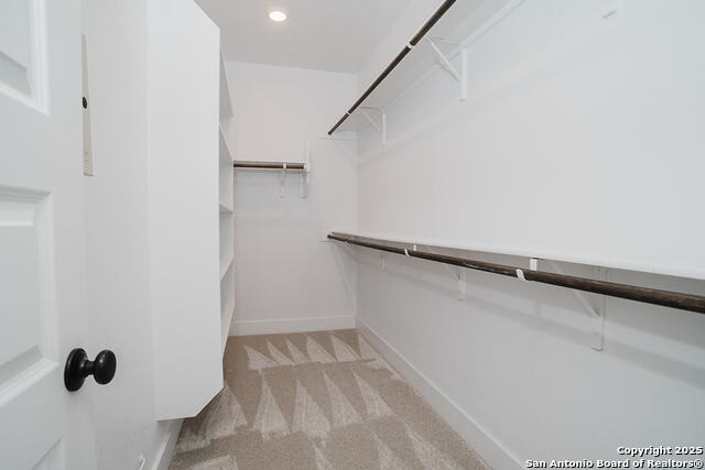 Image 35 of 46 For 923 Salzach  