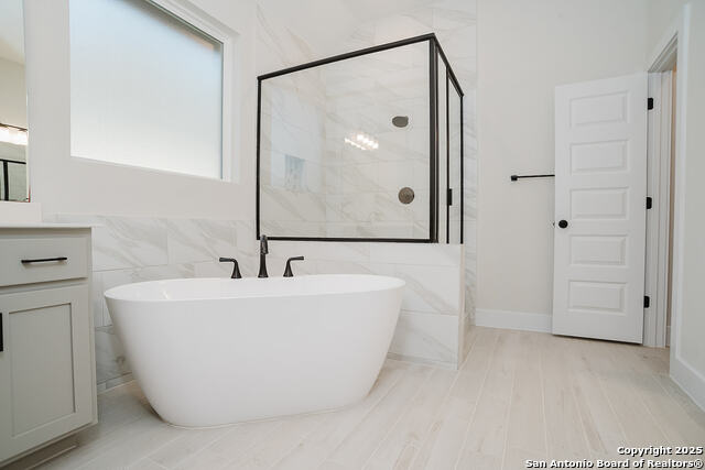 Image 36 of 46 For 923 Salzach  