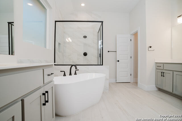 Image 37 of 46 For 923 Salzach  