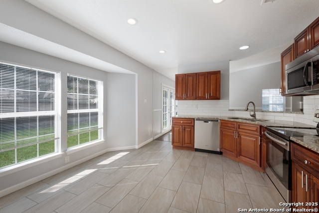 Listing photo id 10 for 9018 Rich Quail