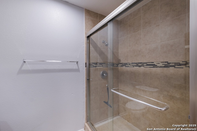 Listing photo id 19 for 9018 Rich Quail