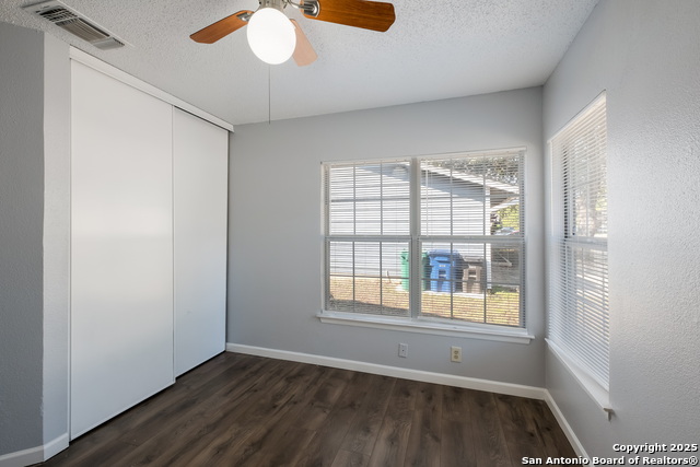 Listing photo id 23 for 9018 Rich Quail