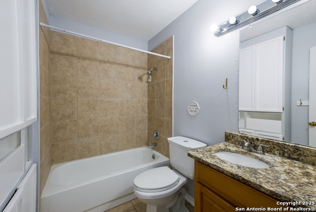 Listing photo id 25 for 9018 Rich Quail