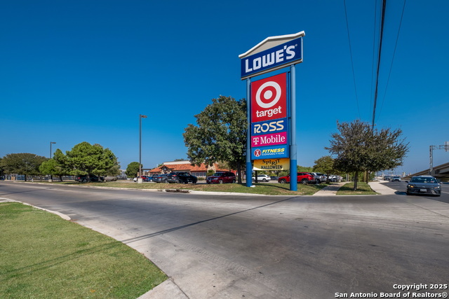 Listing photo id 28 for 9018 Rich Quail