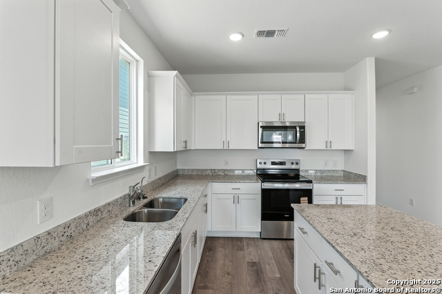 Image 12 of 33 For 4145 Bermuda Ln