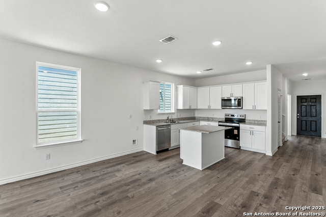 Image 17 of 33 For 4145 Bermuda Ln