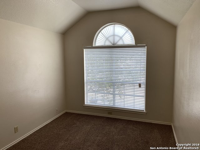 Image 13 of 15 For 5862 Spring Crossing