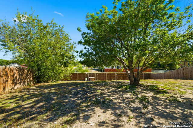 Image 36 of 41 For 1306 Melissa Sue