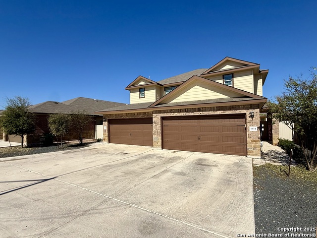 Image 3 of 18 For 1132-1134 Renee Way