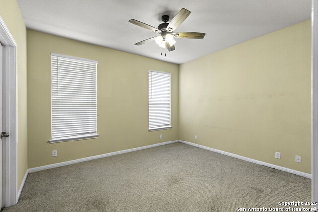 Image 18 of 26 For 419 Coyanosa Falls