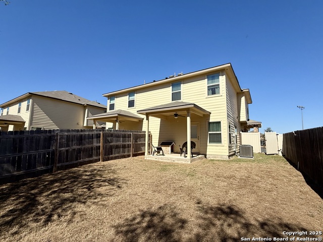 Image 15 of 18 For 1137-1139 Renee Way