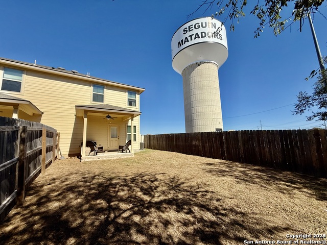 Image 17 of 18 For 1137-1139 Renee Way