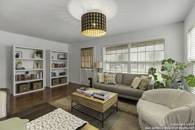 Details for 403 Karen  , San Antonio, TX 78209