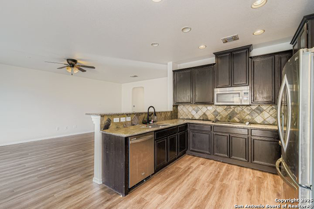 Image 10 of 28 For 823 Spello  