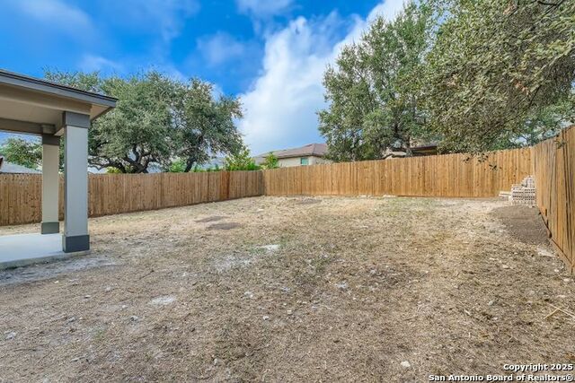 Image 27 of 28 For 823 Spello  