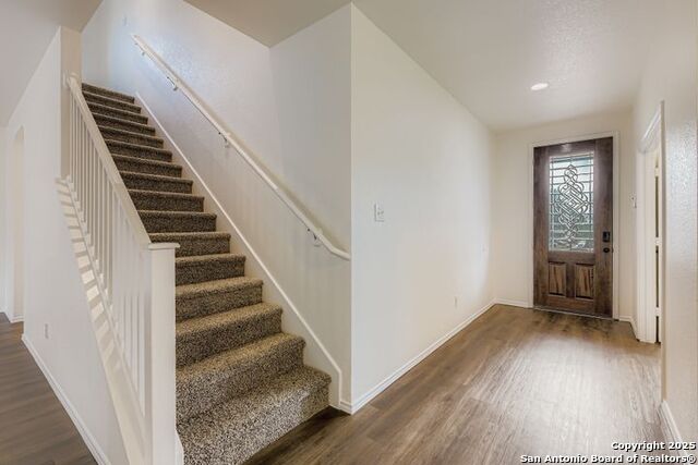 Image 4 of 28 For 823 Spello  